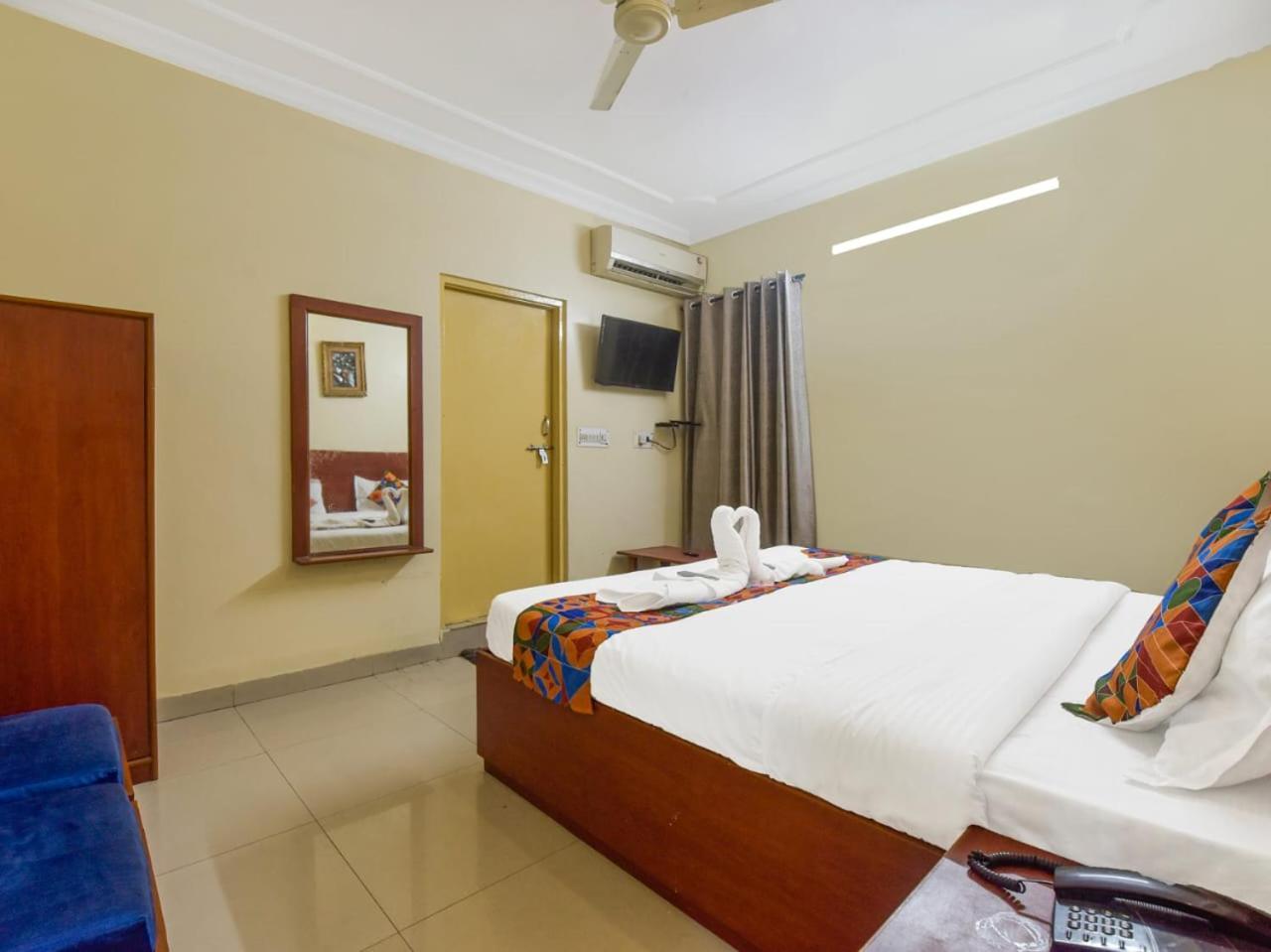 Utsav Hotel Джапур Экстерьер фото